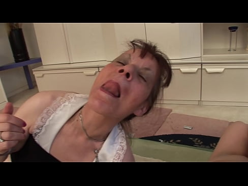 ❤️ Dos abuelas y un abuelo hacen un trío ️ Porno ruso en es.pornovore.ru ❌️❤️❤️❤️❤️❤️❤️❤️
